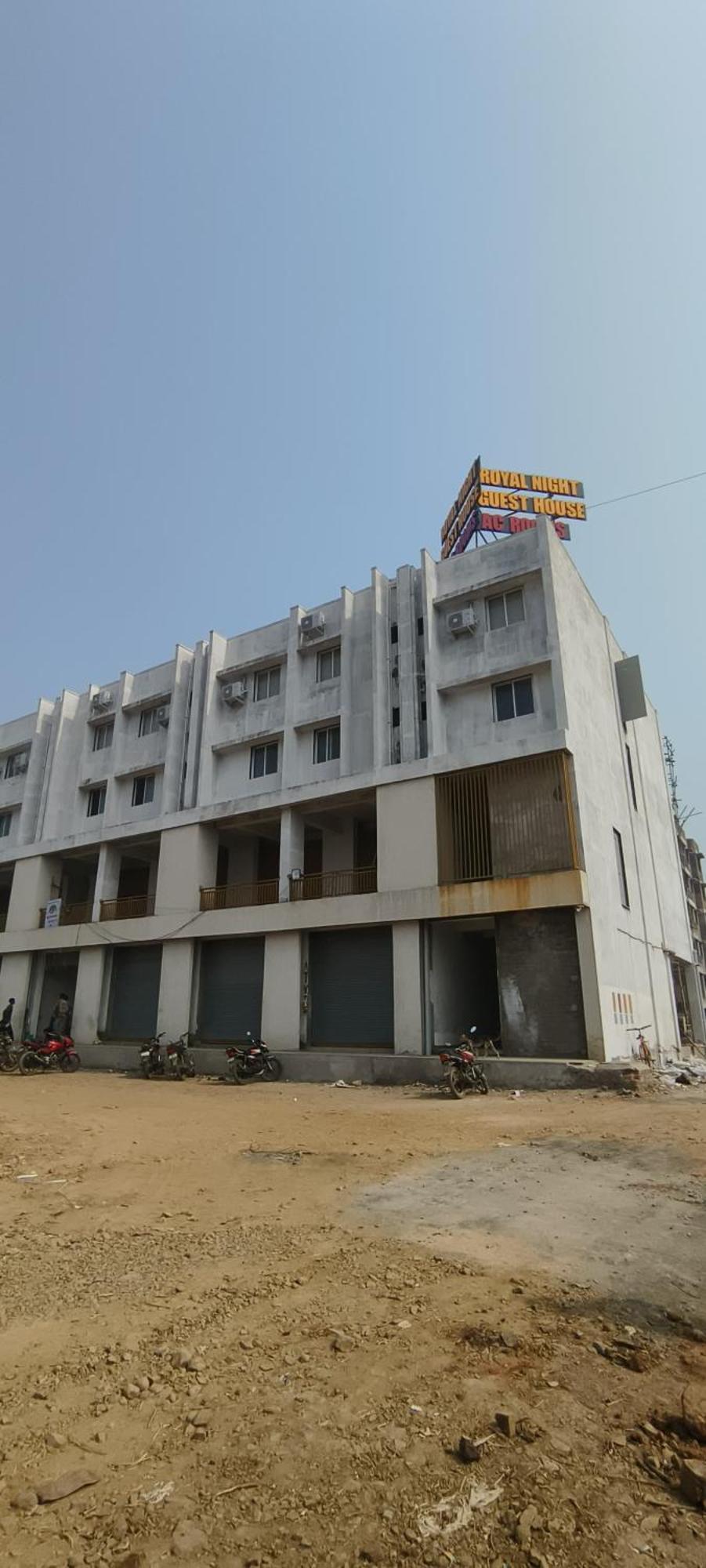 Hotel Royal Night Daman Extérieur photo